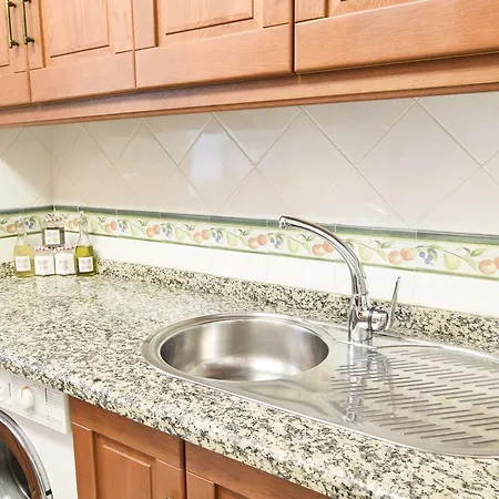 Letmalaga Economy Gevora 公寓