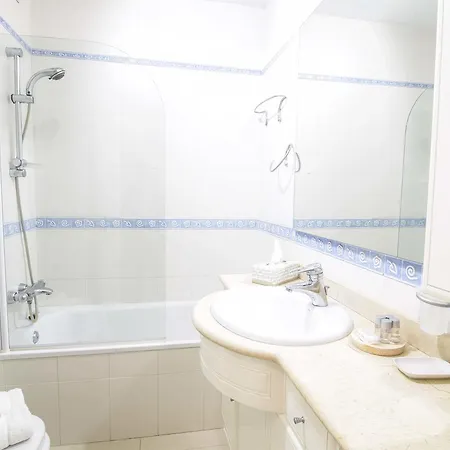 Letmalaga Economy Gevora 公寓 *